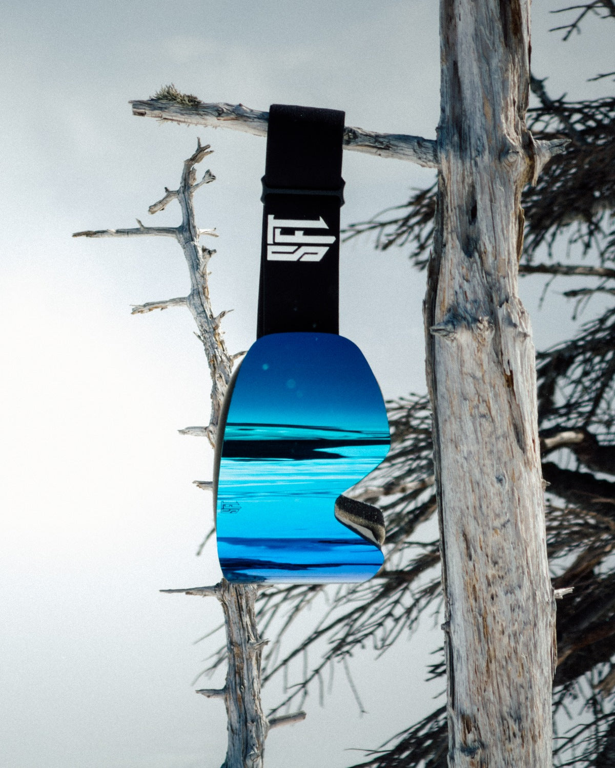 FAST Snow — Ski lifestyle